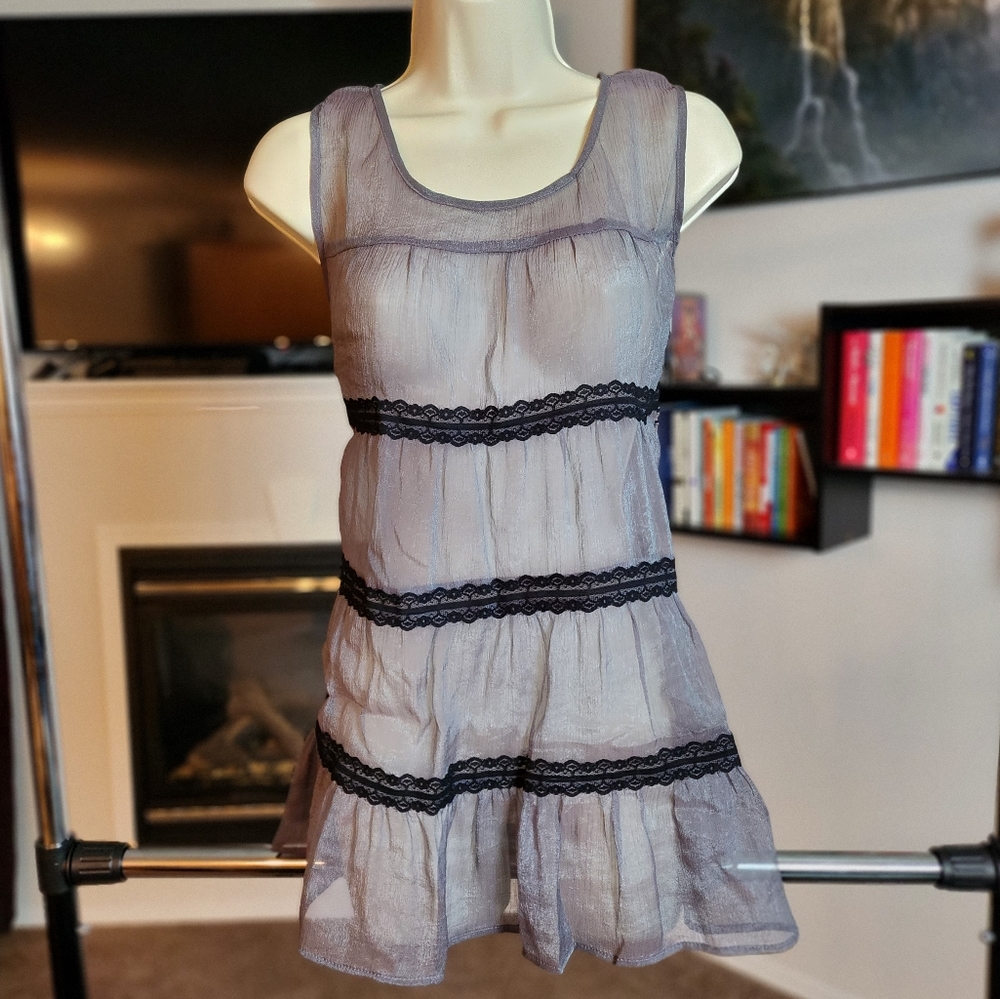 Fred David Metallic Sheer Flowy Tank size Medium